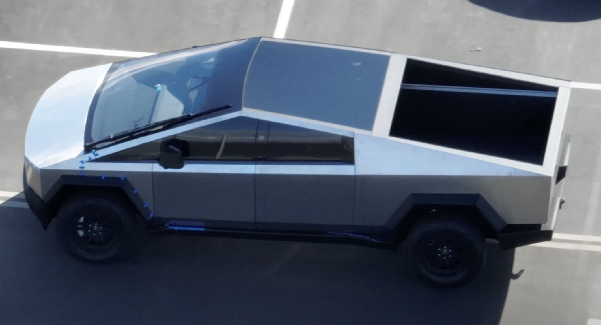 Tesletter Issue 194 - New Tesla Cybertruck design